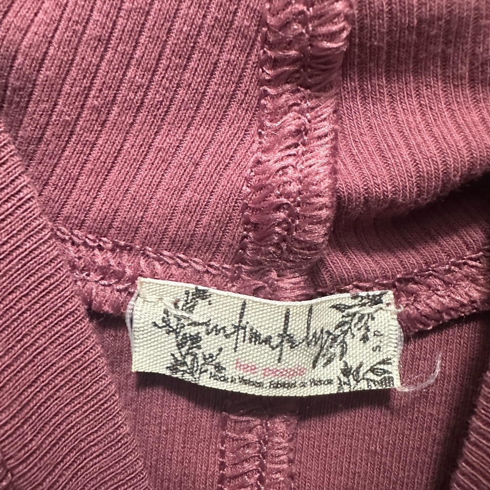 Free People Women's Mauve Turtleneck Top - Picture 6 of 7